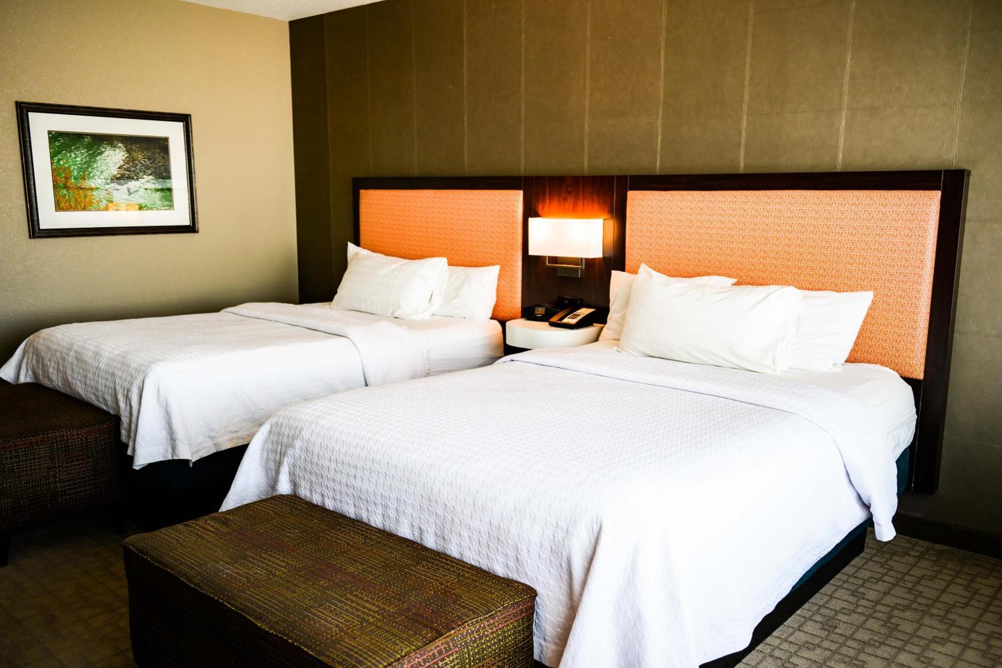 Hampton Inn By Hilton Calgary Airport North Exterior photo